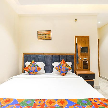 Fabhotel Prime The Golden Plaza - Nr Tarapith Temple Luaran gambar